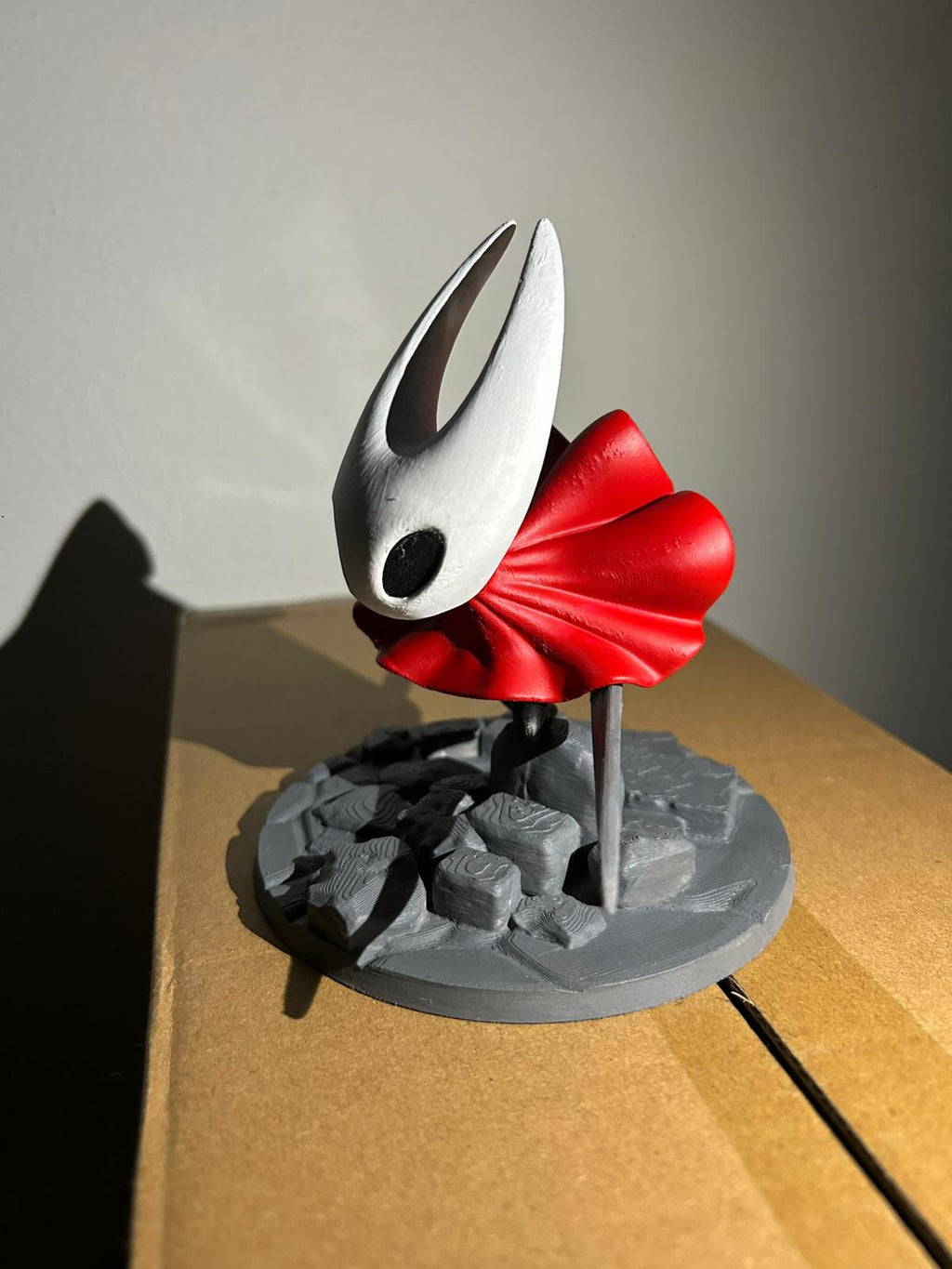 Figura Colecionável – Hornet Hollow Knight | Pintura artesanal - PrintVerso