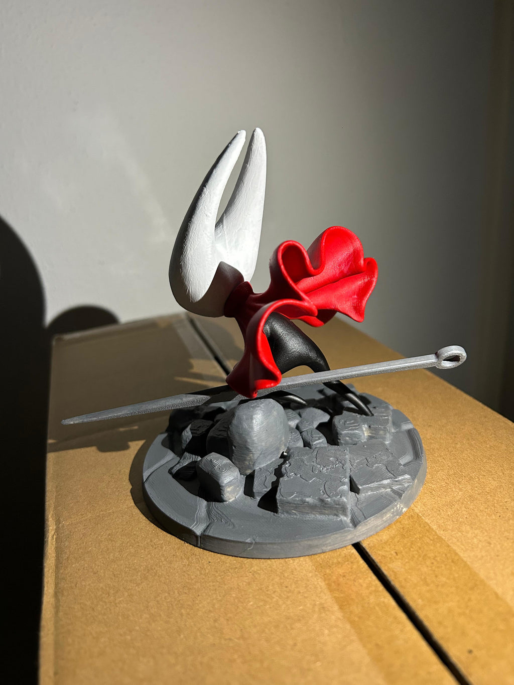 Figura Colecionável – Hornet Hollow Knight | Pintura artesanal - PrintVerso