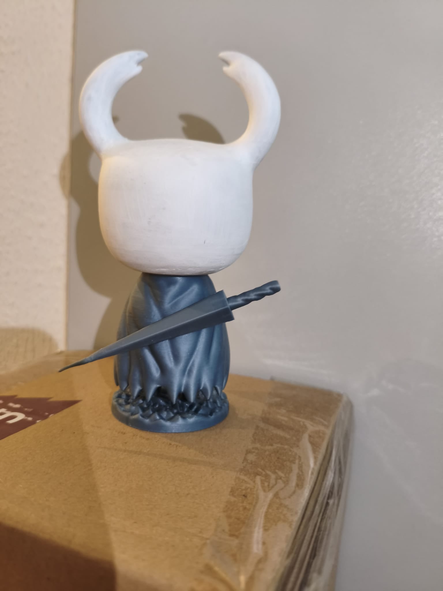 Mini Figura – Caveleiro Hollow Knight | Impressão 3D - PrintVerso